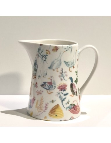 Porcelain jar farm
