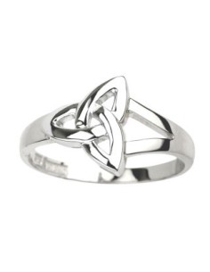 Handmade Celtic Ring in Silver with "Trinity Knot" symbol