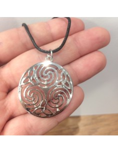 Celtic Triskel Pendant Metal 2