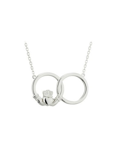 Claddagh pendant with interlocking hoops silver