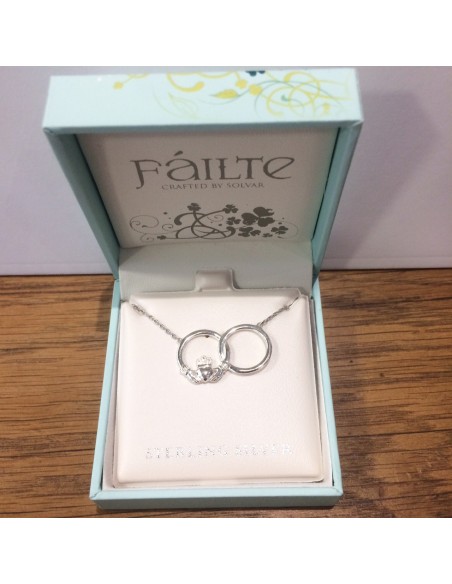 Colgante Claddagh con aros entrelazados plata